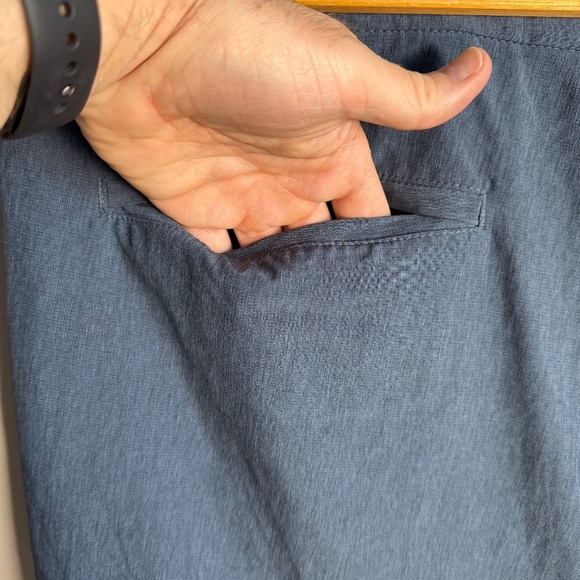 Old Navy Active Men's‎ StretchTech Performance Walking Shorts Teal Blue Size 54 - Picture 7 of 16